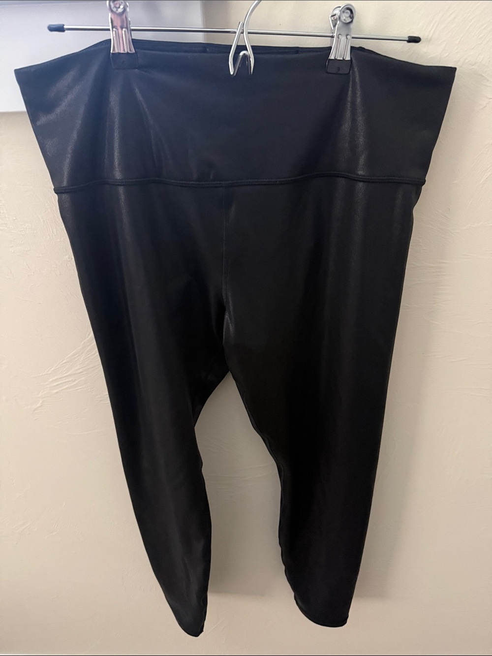 Athleta Black Metallic Leggings 7/8 Length